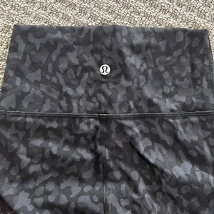 Lululemon cropped leggings